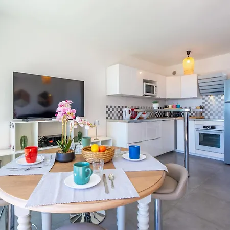 Apartment Le Grand Large-6 By Interhome Sainte-Maxime