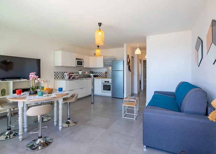 Daire Le Grand Large-6 By Interhome